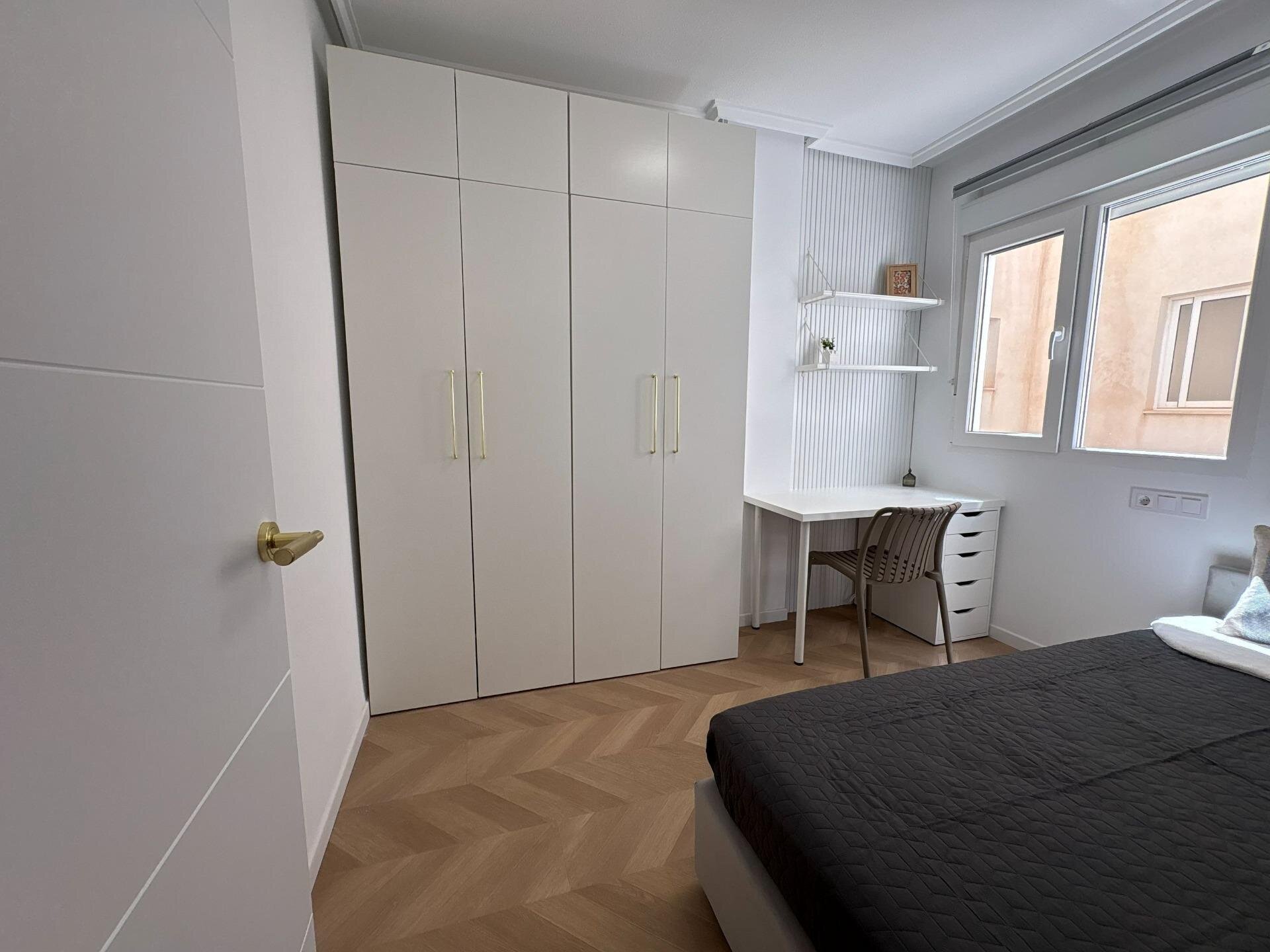 2-Bedroom Apartment in Estacion de Autobuses, Torrevieja - Image 18