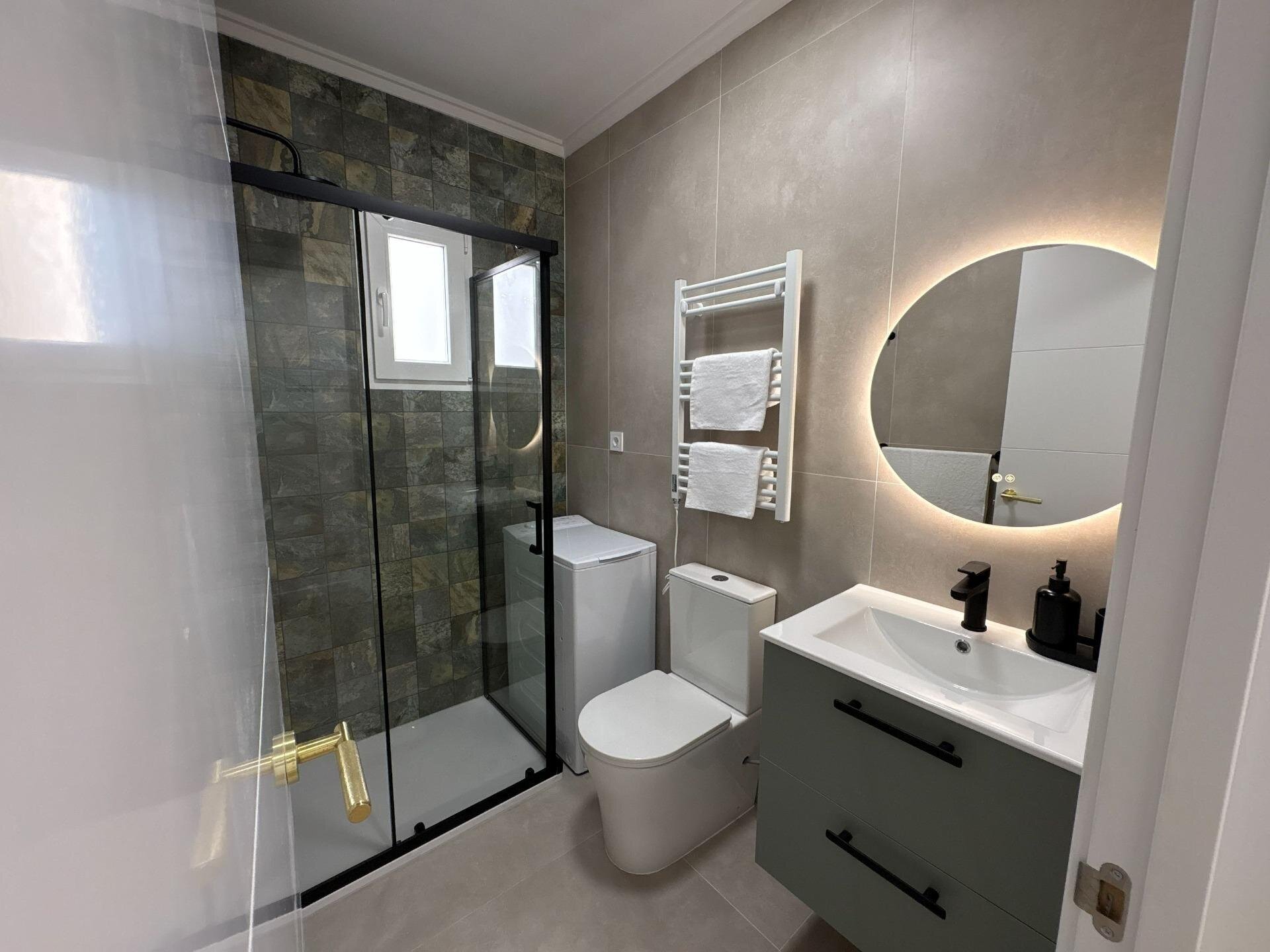 2-Bedroom Apartment in Estacion de Autobuses, Torrevieja - Image 22