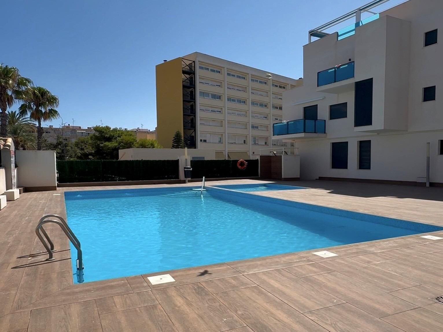 2-Bedroom Apartment in Estacion de Autobuses, Torrevieja - Image 29
