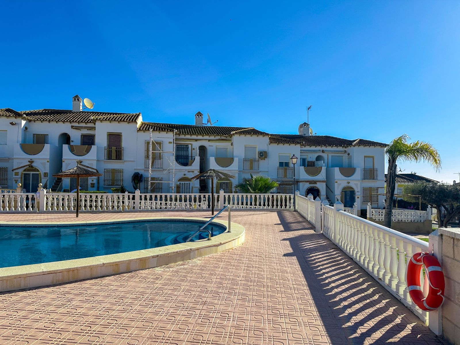 1-Bedroom Apartment in Blue Lagoon - Galán, San Miguel de Salinas - Image 27