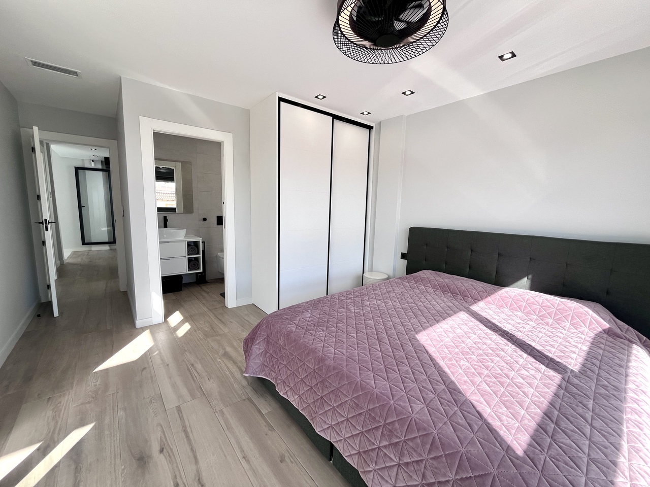 Villa met 4 Slaapkamers in Rocio del Mar, Orihuela Costa - Image 12