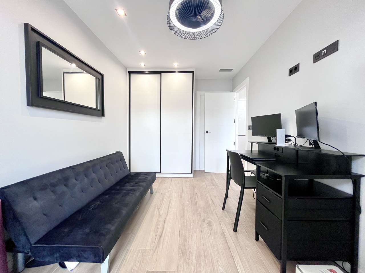 Villa met 4 Slaapkamers in Rocio del Mar, Orihuela Costa - Image 9