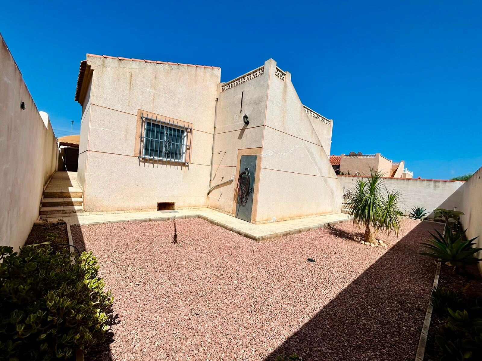 3-Bedroom Villa in La Siesta - El Salado - Torreta, Torrevieja - Image 19