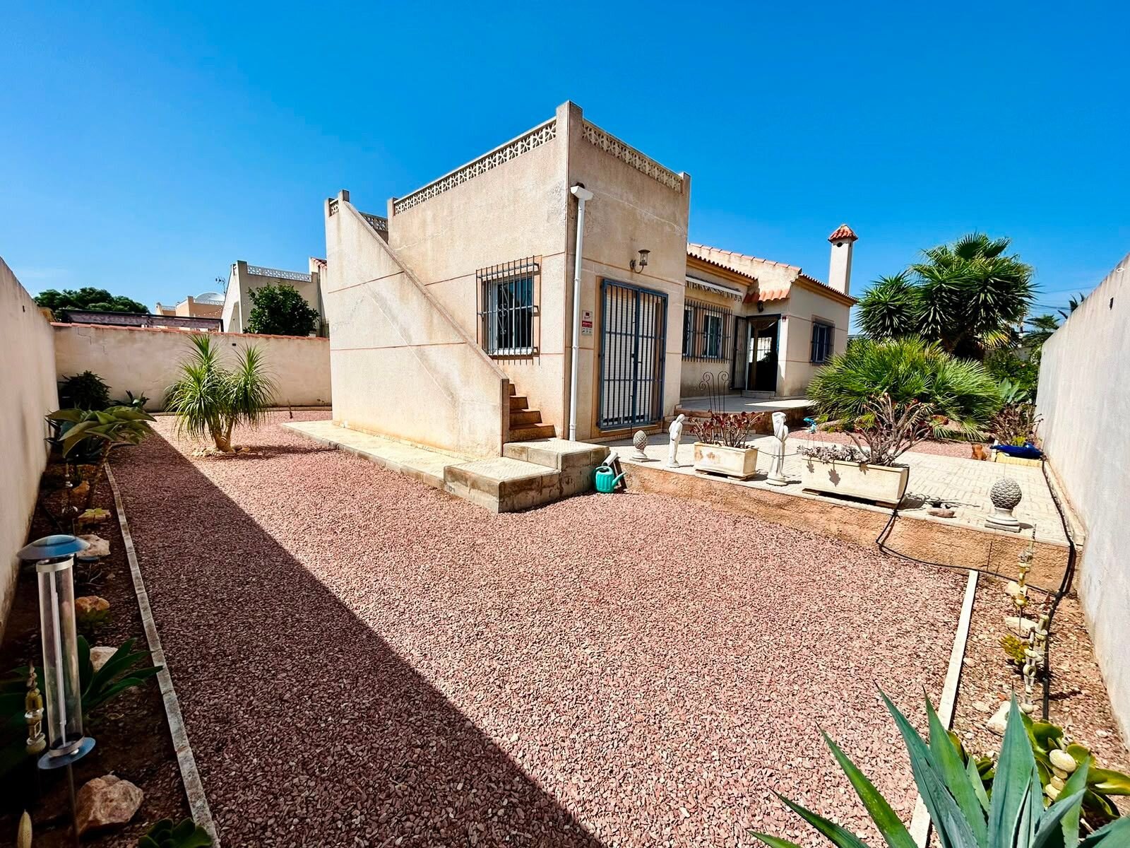 3-Bedroom Villa in La Siesta - El Salado - Torreta, Torrevieja - Image 21