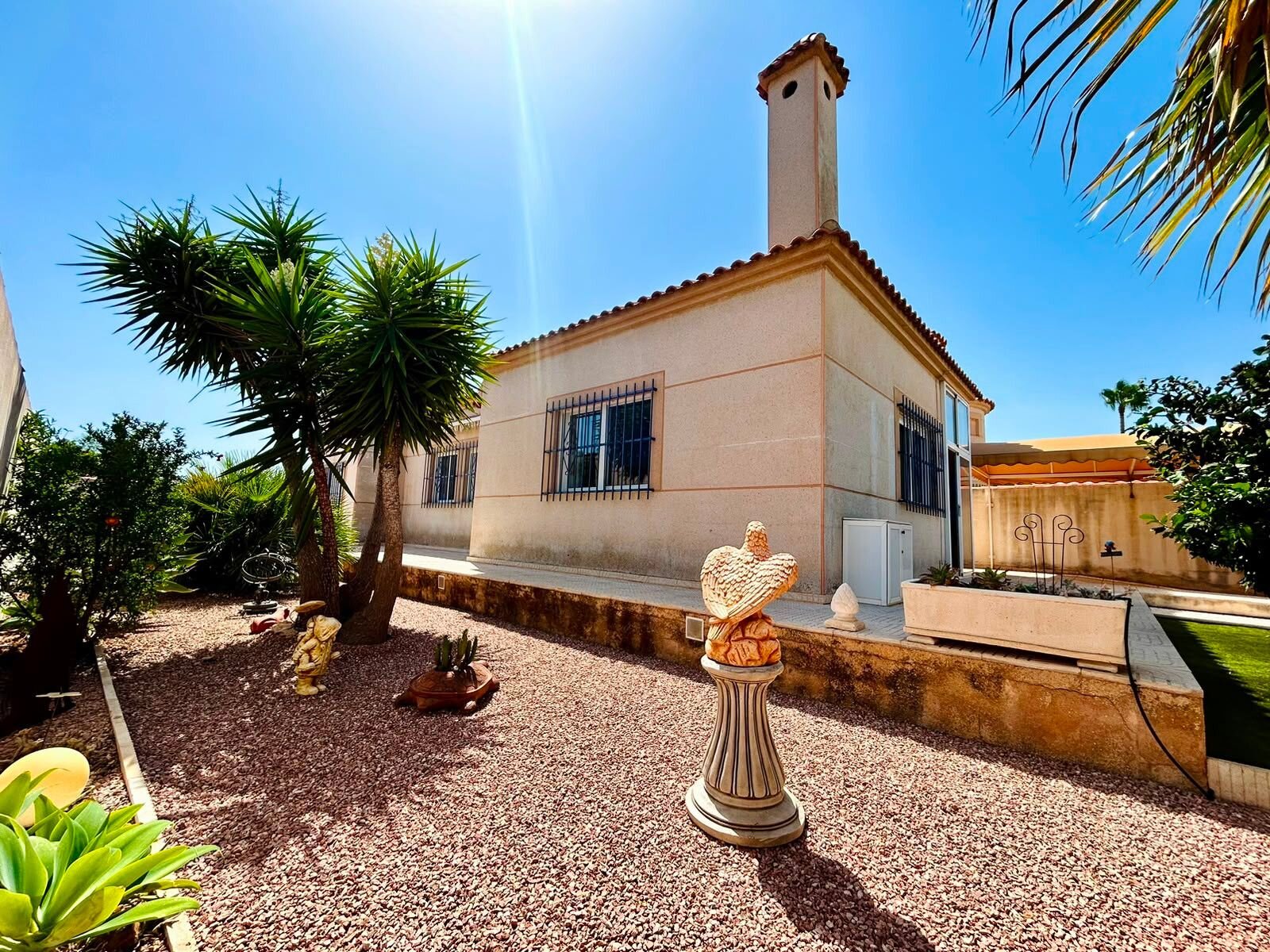 3-Bedroom Villa in La Siesta - El Salado - Torreta, Torrevieja - Image 28
