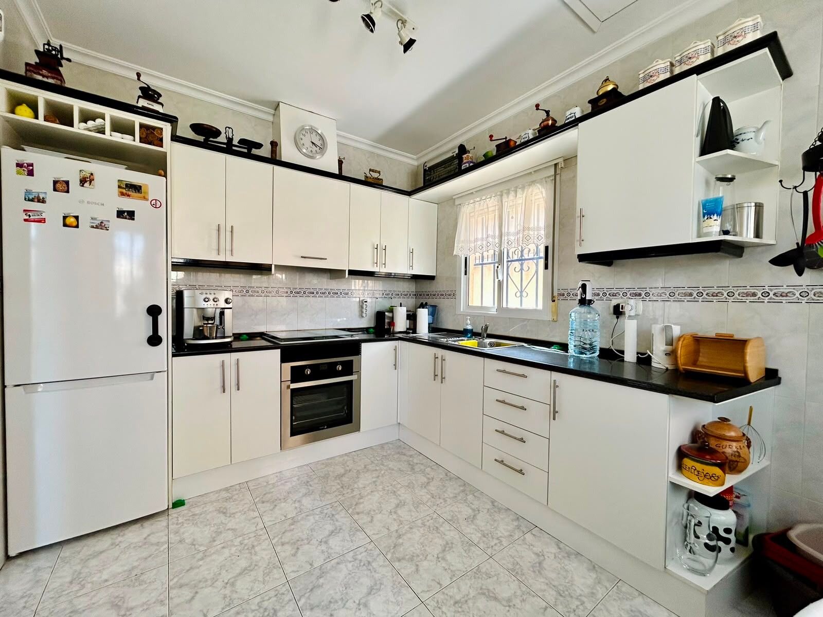 3-Bedroom Villa in La Siesta - El Salado - Torreta, Torrevieja - Image 44