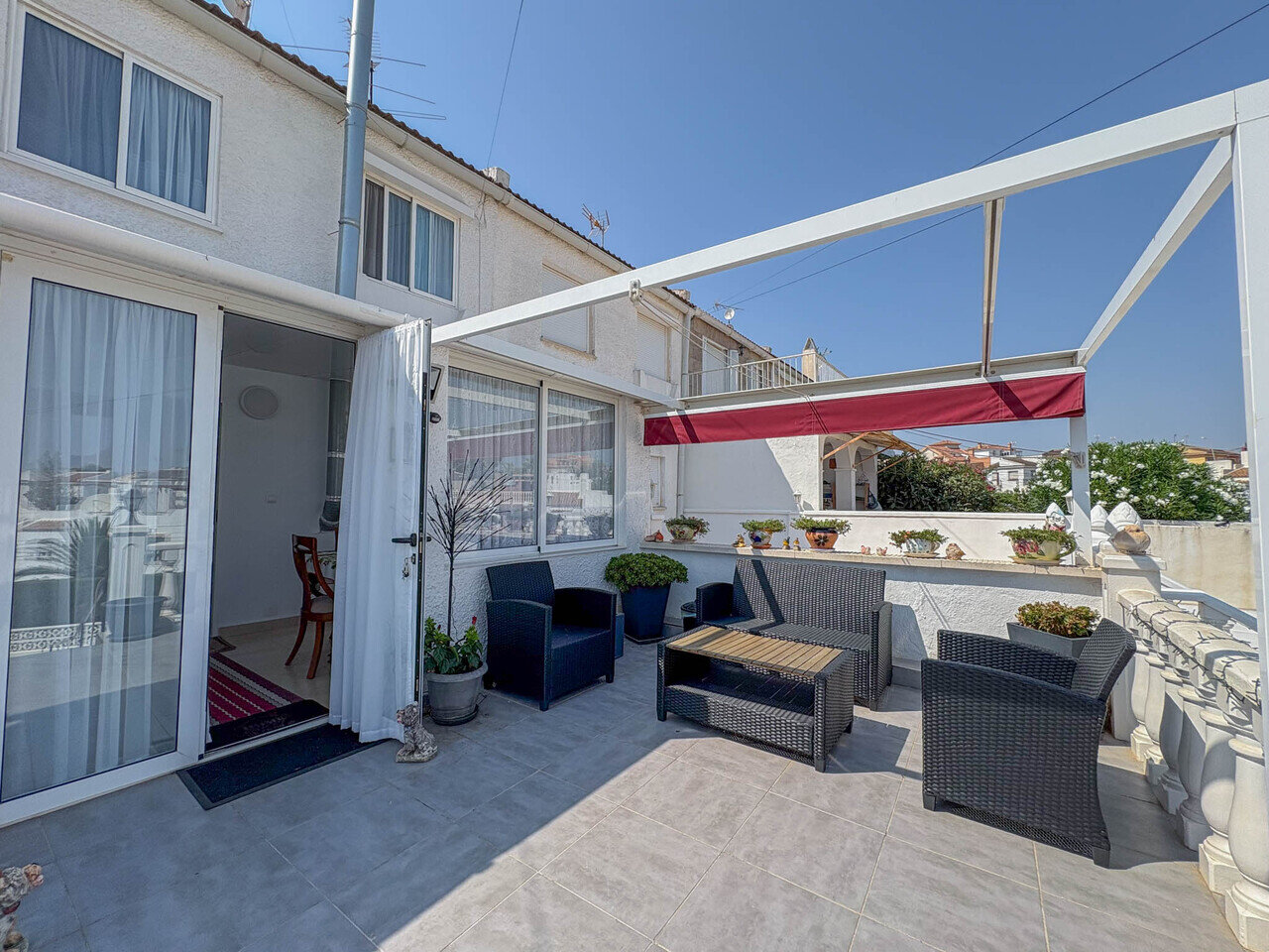 3-Bedroom House in Centro, Torrevieja - Image 5