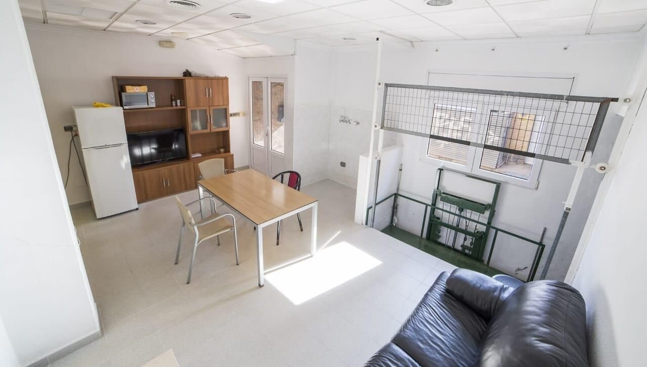 5-Bedroom House in Los Alcázares - Image 19