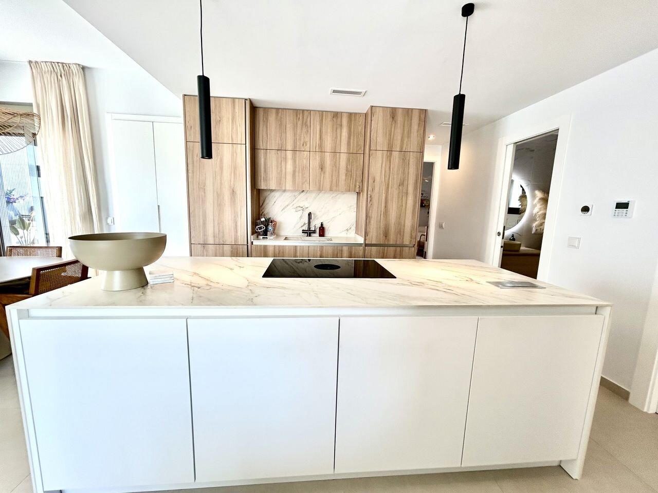 4-Bedroom Villa in Pueblo 9, San Miguel de Salinas - Image 8