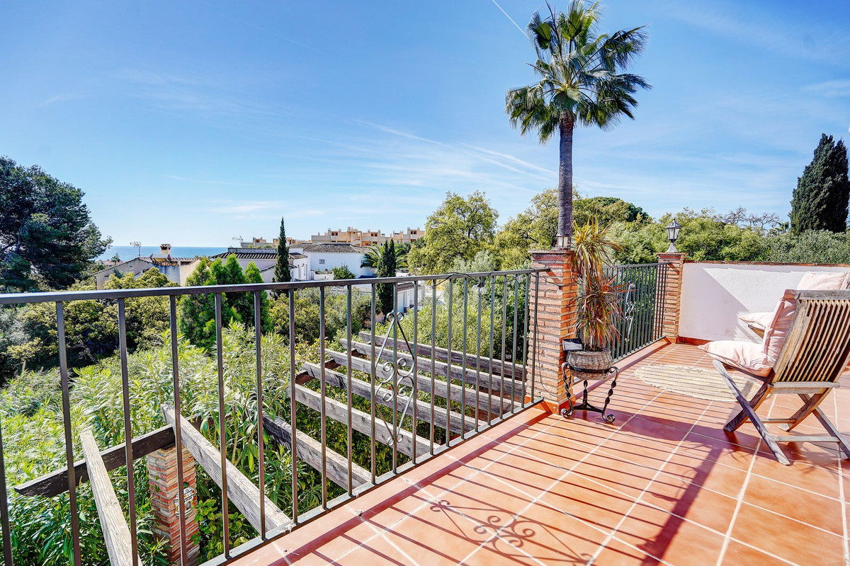 4-Bedroom Villa in  Marbella | Sunny Casas - Costa Blanca... - Image 22