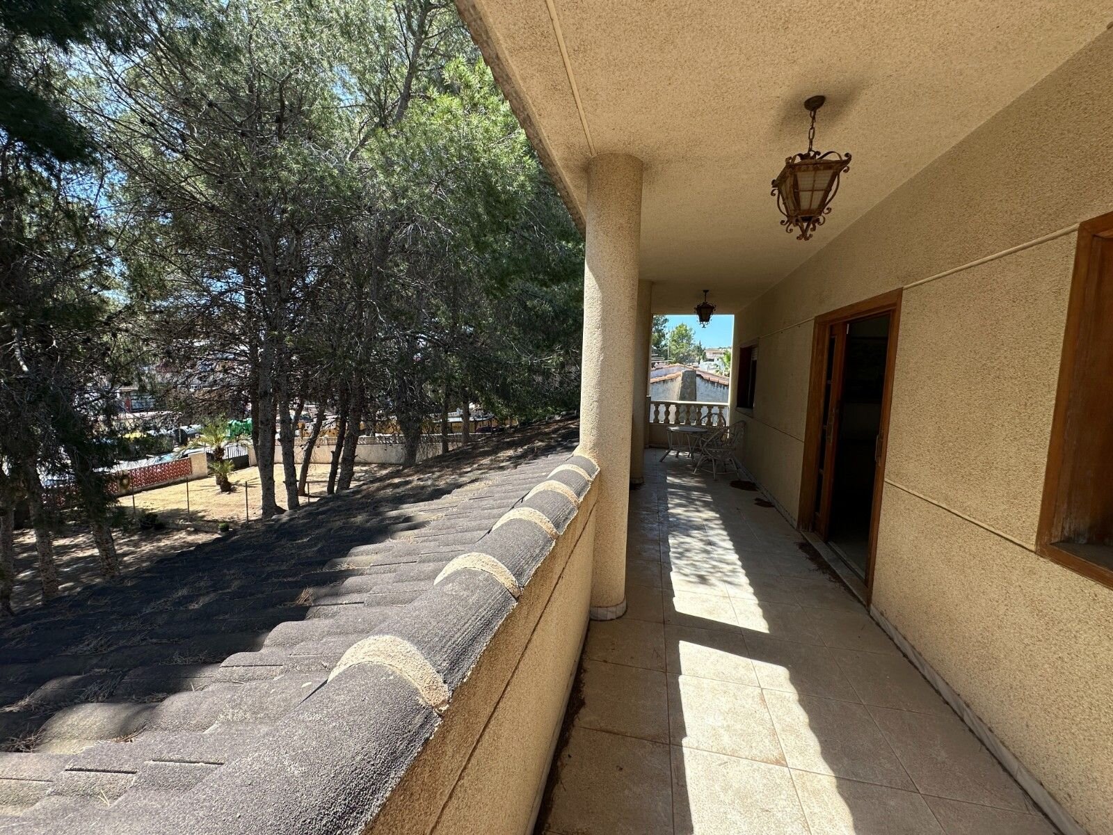 8-Bedroom Villa in La Siesta, Torrevieja - Image 38