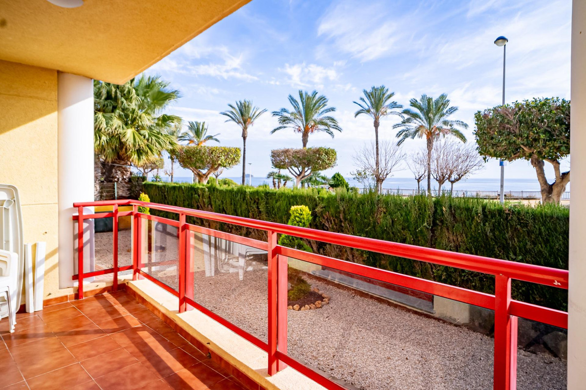 1-Bedroom Middle Floor Apartment in Villajoyosa | Sunny ... - Image 2