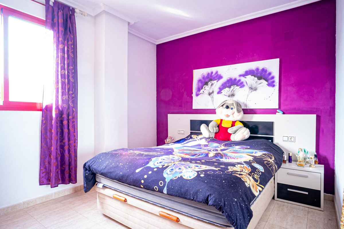 1-Bedroom Middle Floor Apartment in Villajoyosa | Sunny ... - Image 20