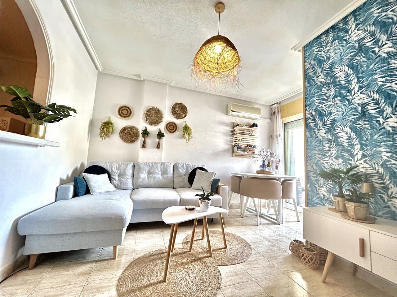 Mieszkanie z 2 Sypialniami w Centro, Torrevieja - Image 4