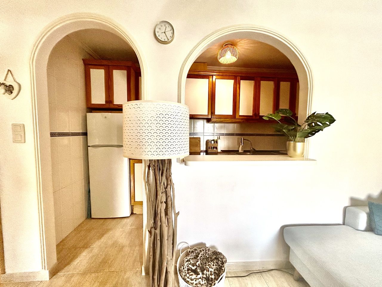 Mieszkanie z 2 Sypialniami w Centro, Torrevieja - Image 8