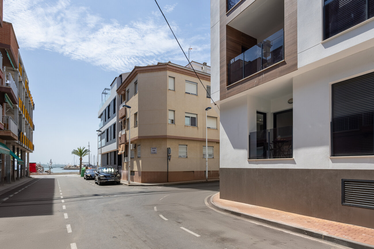 2-Bedroom Apartment in Lo Pagan - Image 2