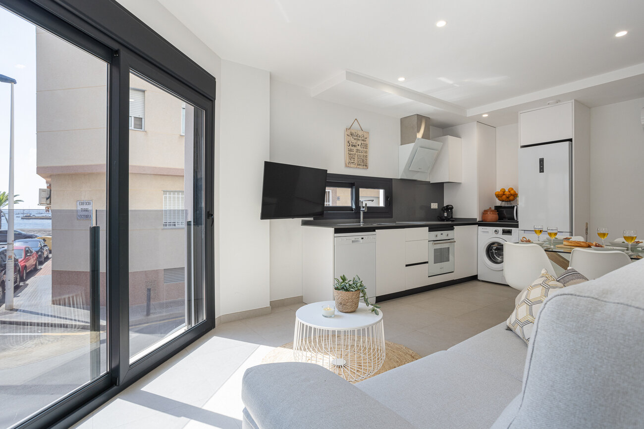 2-Bedroom Apartment in Lo Pagan - Image 8