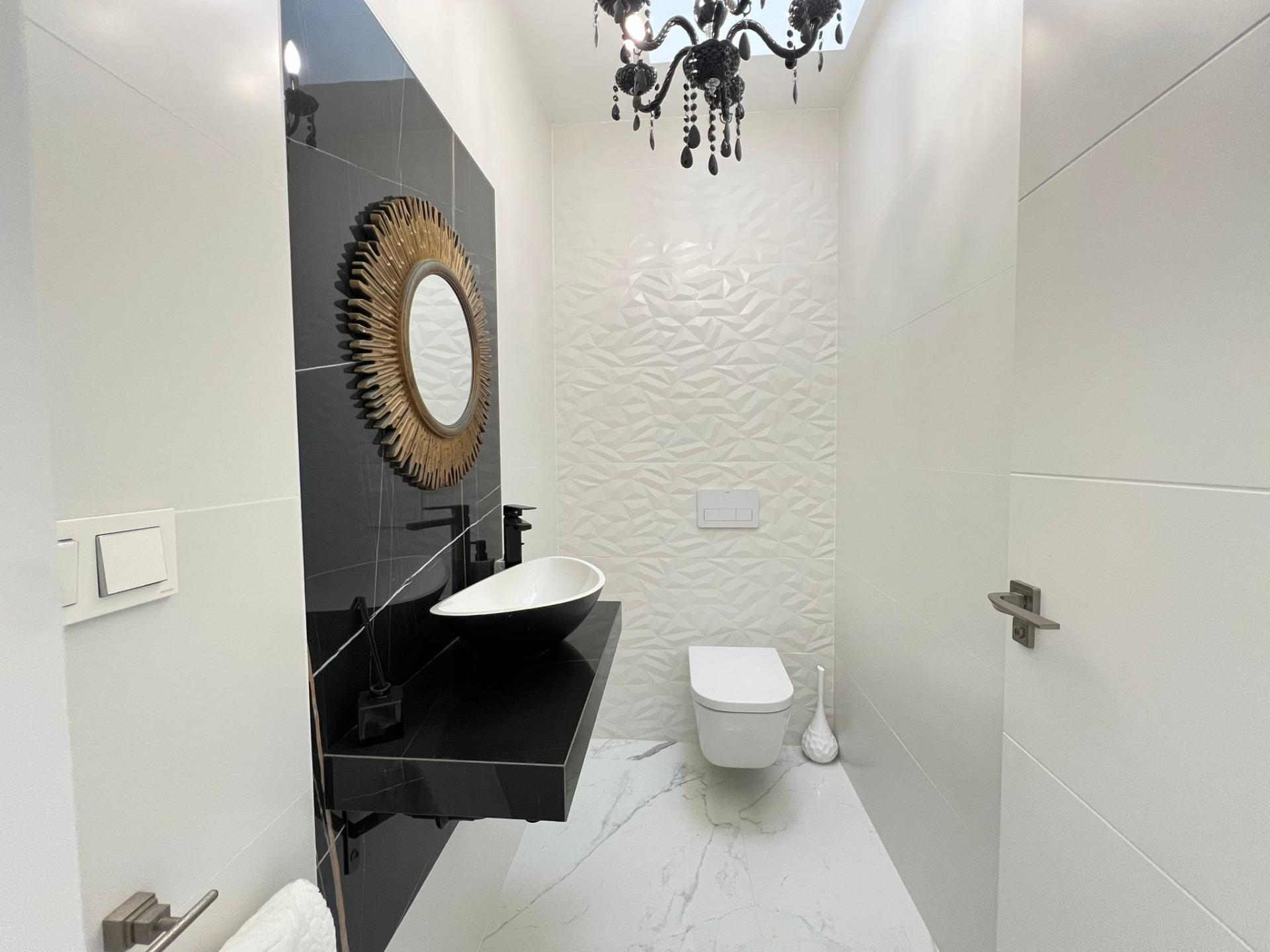 Villa de 5 Dormitorios en Los Europeos, Torrevieja - Image 25