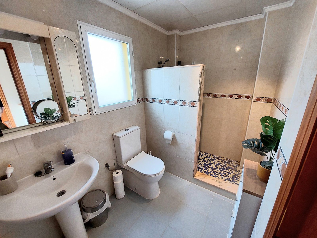 Villa individuelle de 3 Chambres à, San Miguel de Salinas... - Image 14