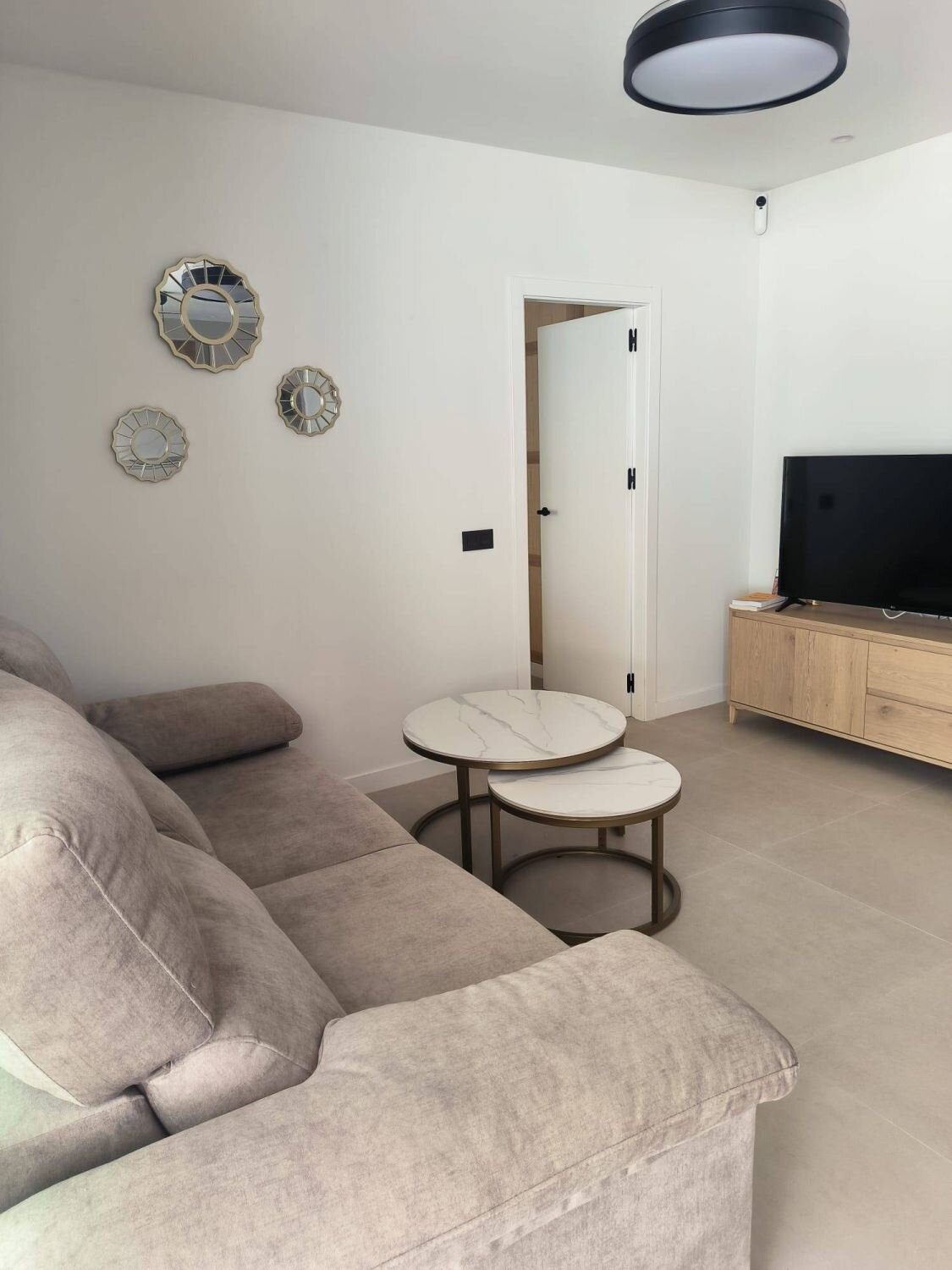 3-Bedroom Bungalow in El Mojón, Pilar de la Horadada - Image 3