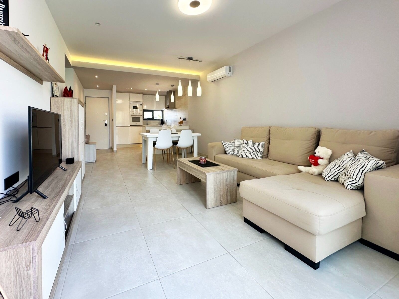 2-Bedroom Penthouse in El Edén - Los Estaños, Guardamar del Segura - Image 15