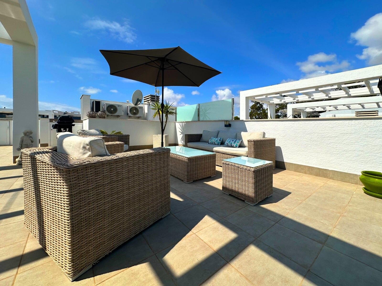 2-Bedroom Penthouse in El Edén - Los Estaños, Guardamar del Segura - Image 37