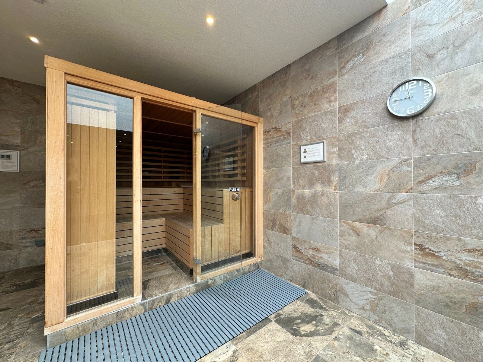 2-Bedroom Penthouse in El Edén - Los Estaños, Guardamar del Segura - Image 48