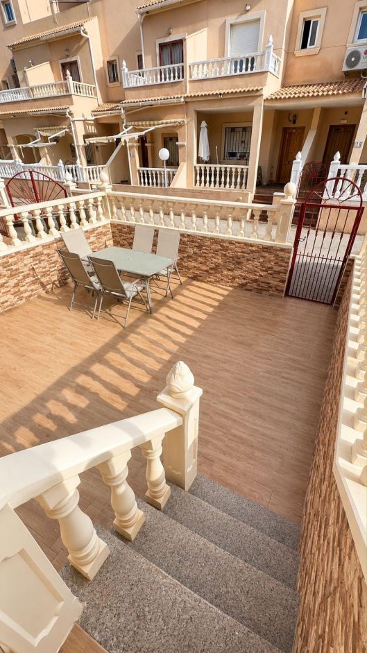 3-Bedroom House in La Zenia, Orihuela Costa - Image 18