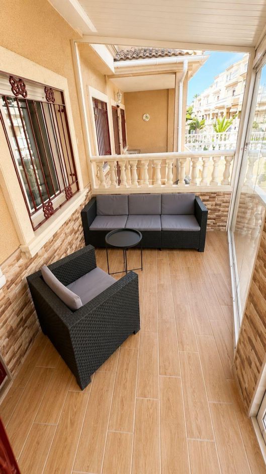 3-Bedroom House in La Zenia, Orihuela Costa - Image 19