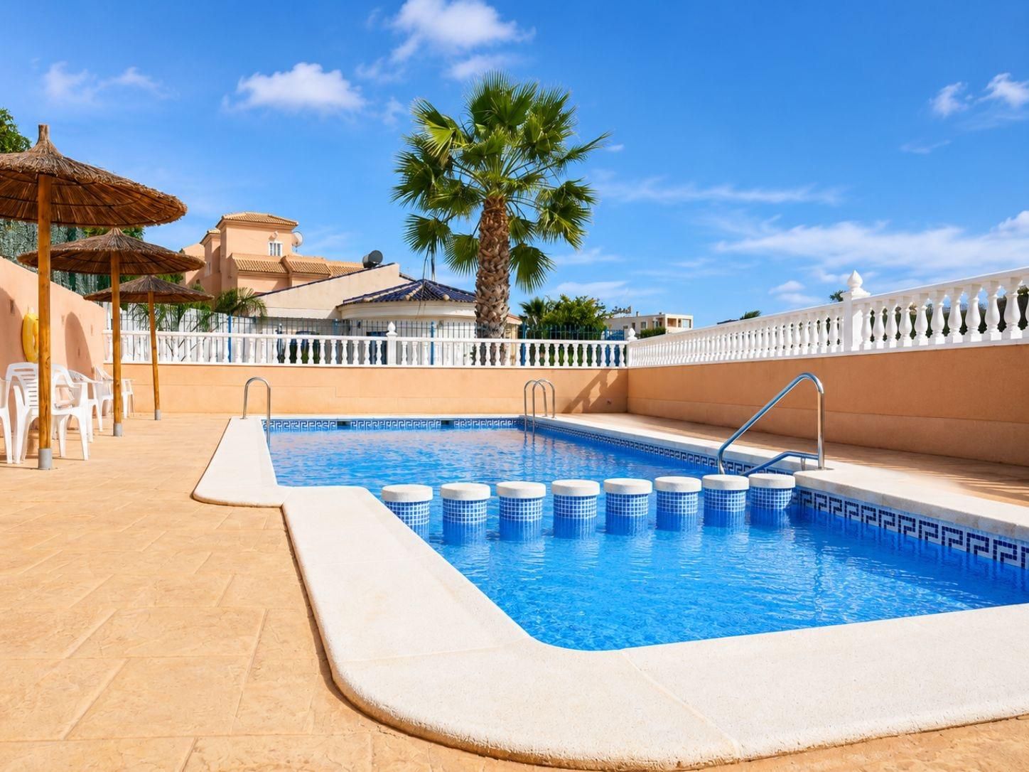 3-Bedroom House in La Zenia, Orihuela Costa - Image 2