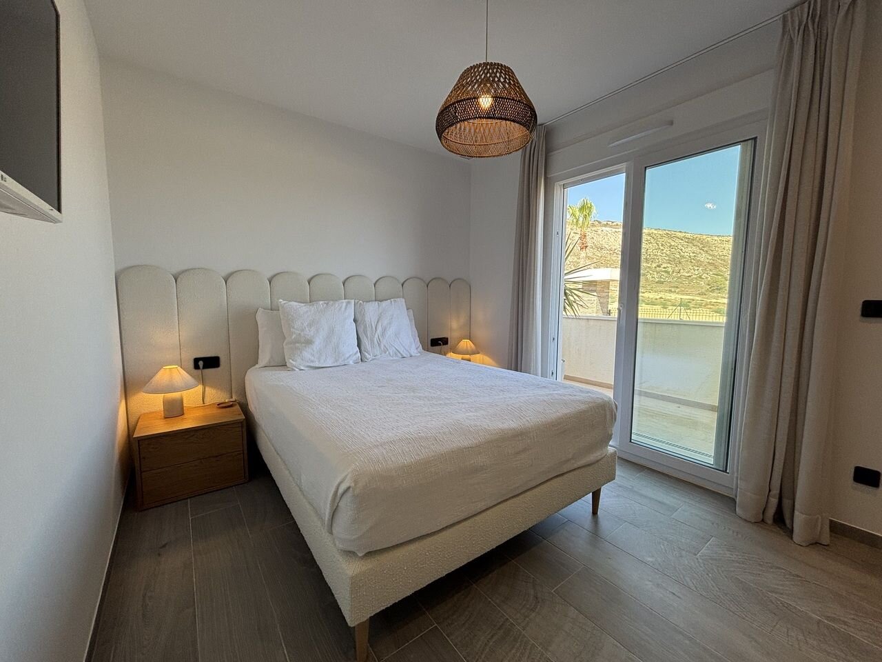 3-Bedroom Apartment in Comunidad Valenciana, Algorfa - Image 13