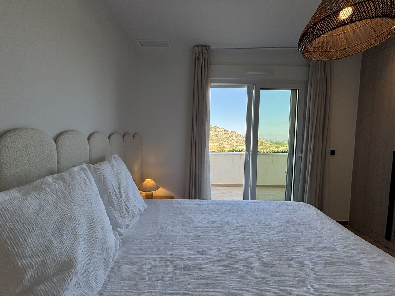 3-Bedroom Apartment in Comunidad Valenciana, Algorfa - Image 15