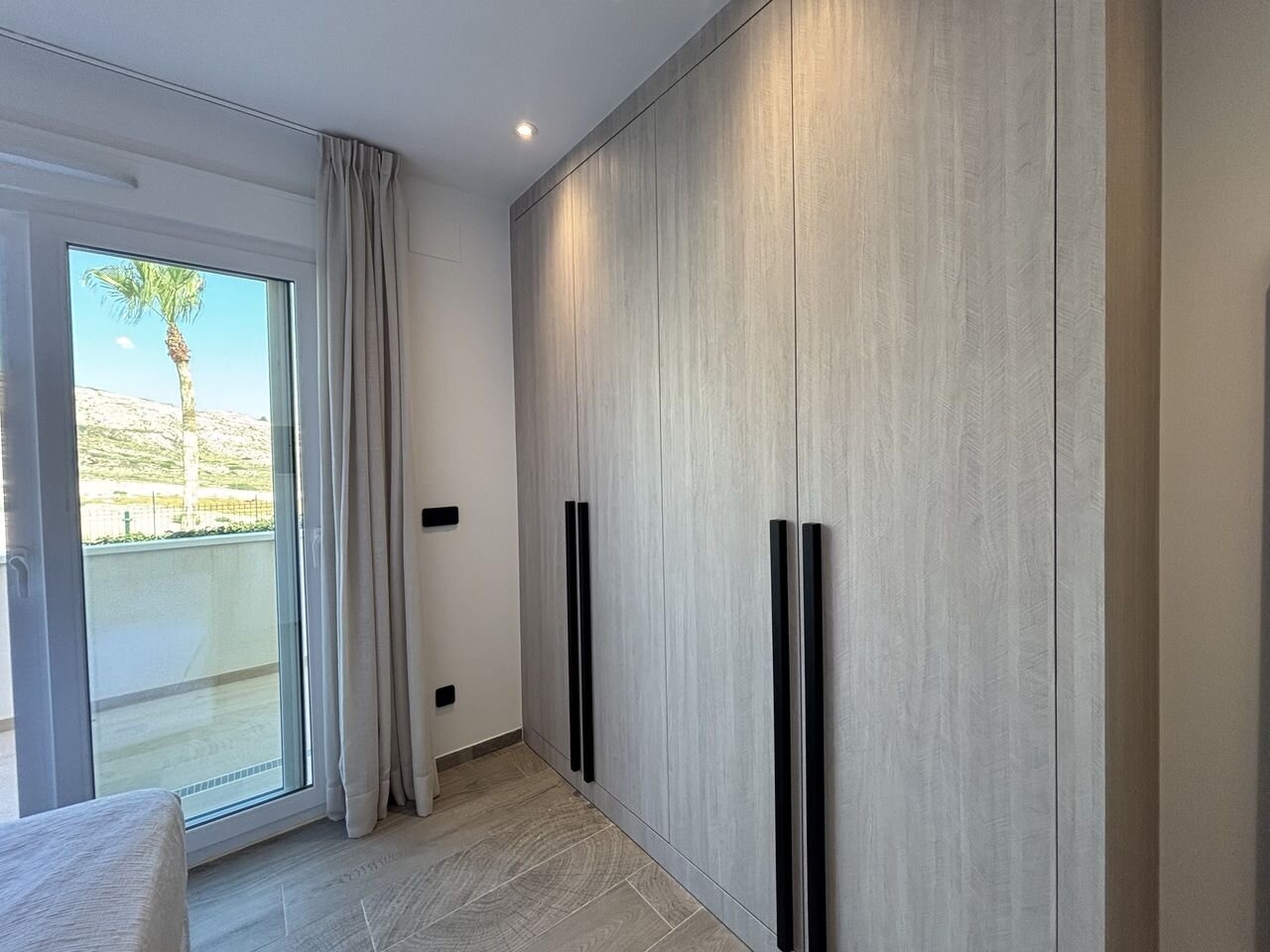 3-Bedroom Apartment in Comunidad Valenciana, Algorfa - Image 17