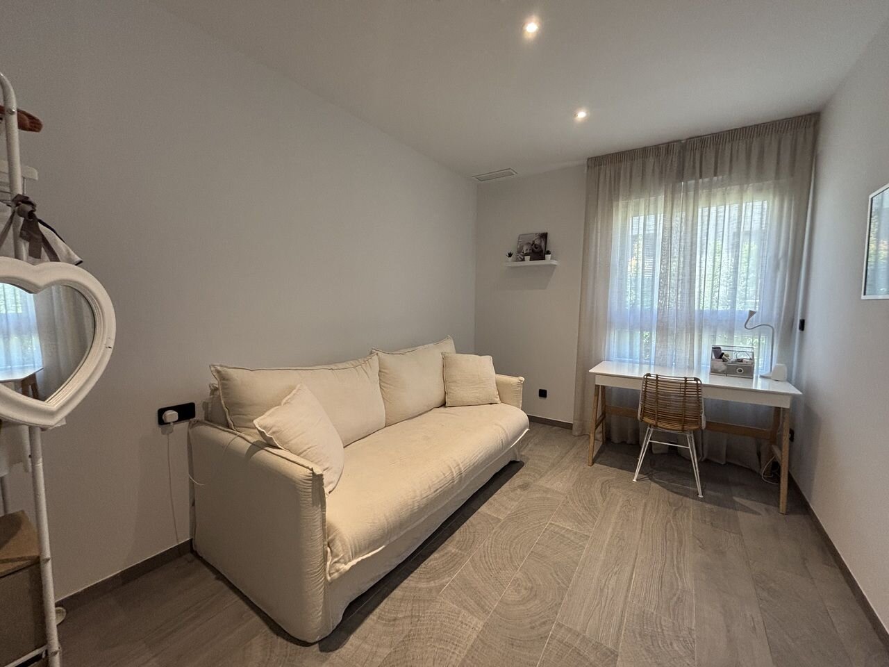 3-Bedroom Apartment in Comunidad Valenciana, Algorfa - Image 20