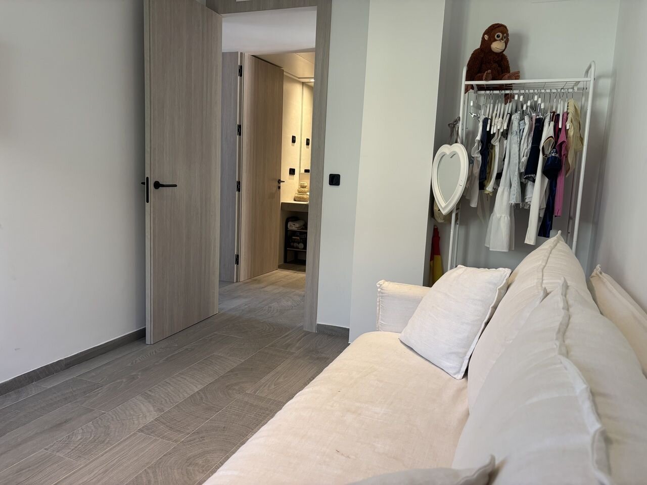3-Bedroom Apartment in Comunidad Valenciana, Algorfa - Image 21