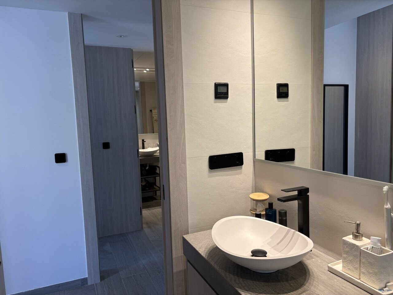 3-Bedroom Apartment in Comunidad Valenciana, Algorfa - Image 24