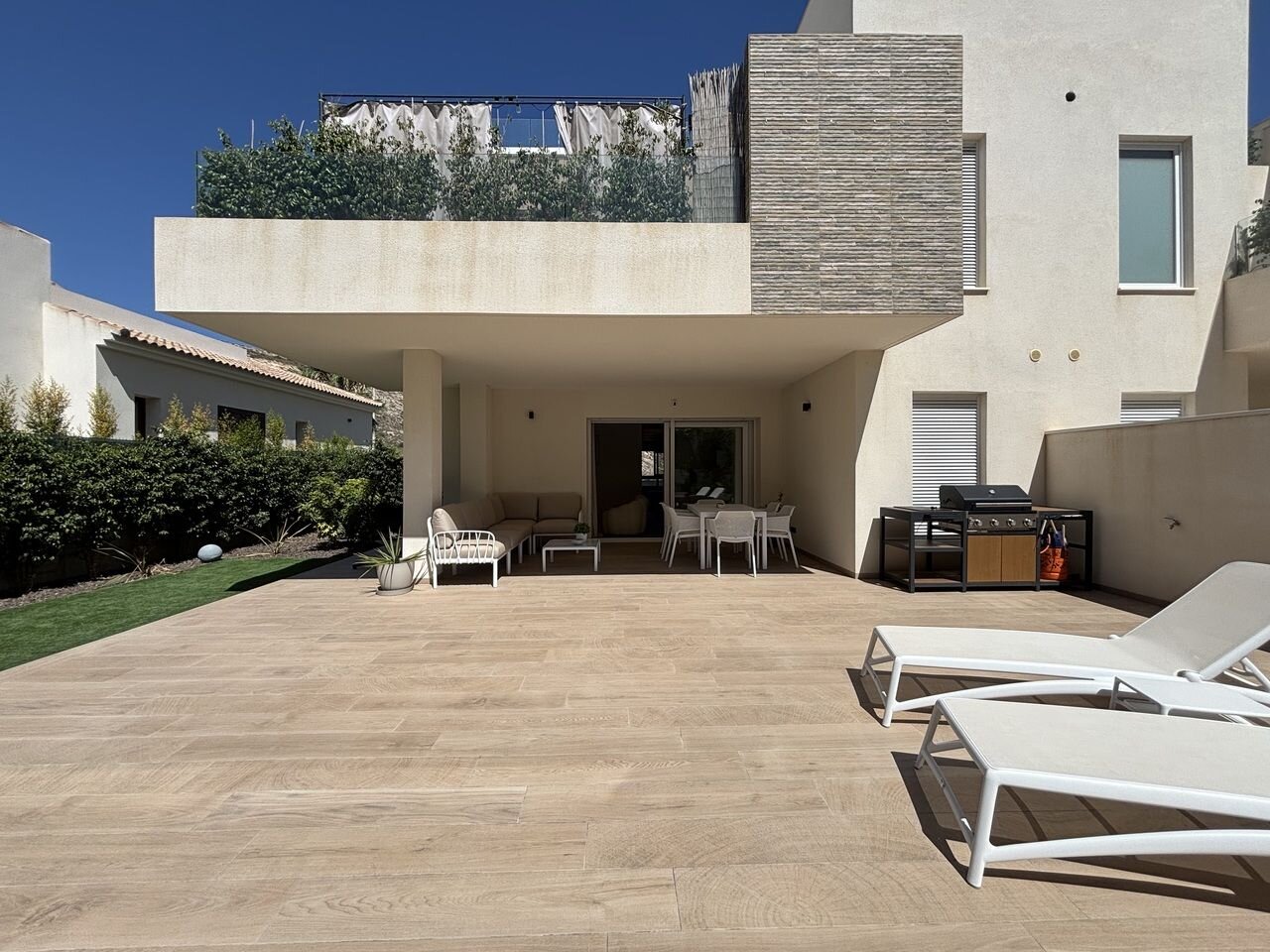 3-Bedroom Apartment in Comunidad Valenciana, Algorfa - Image 32