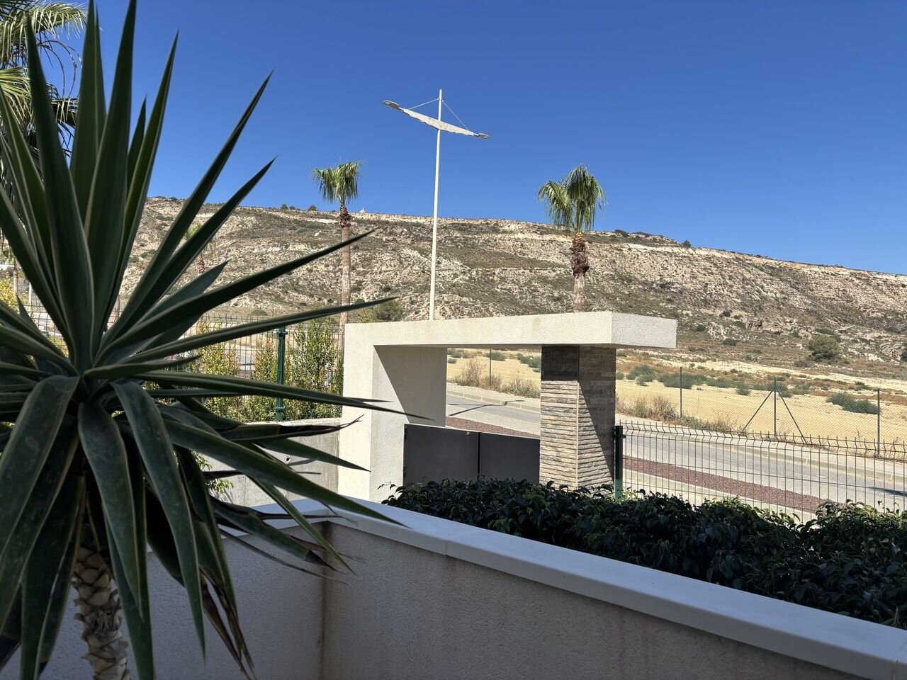 3-Bedroom Apartment in Comunidad Valenciana, Algorfa - Image 38