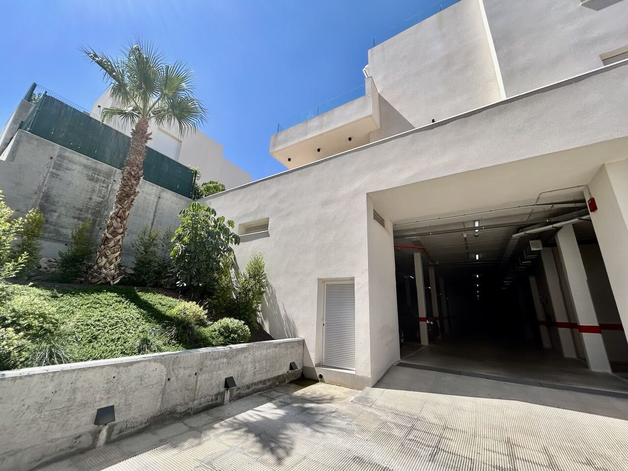 3-Bedroom Apartment in Comunidad Valenciana, Algorfa - Image 43