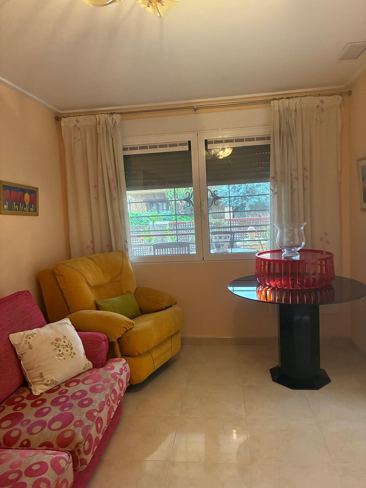 3-Bedroom House in Pueblo 3, Algorfa - Image 10