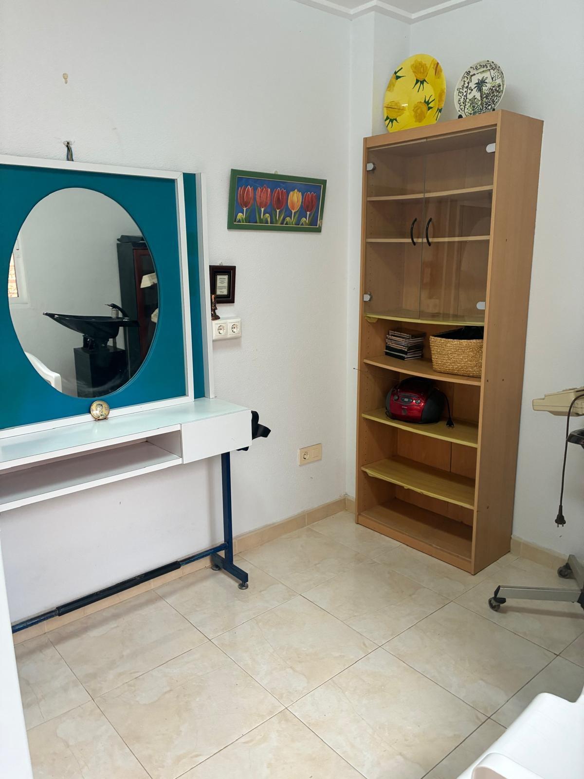3-Bedroom House in Pueblo 3, Algorfa - Image 7