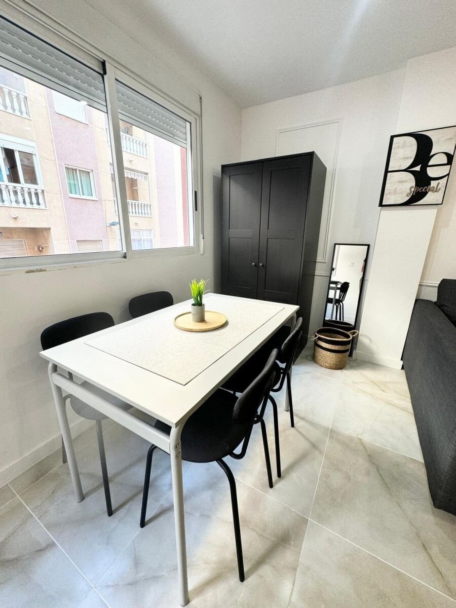 Appartement met 2 Slaapkamers in Centro, Torrevieja - Image 8
