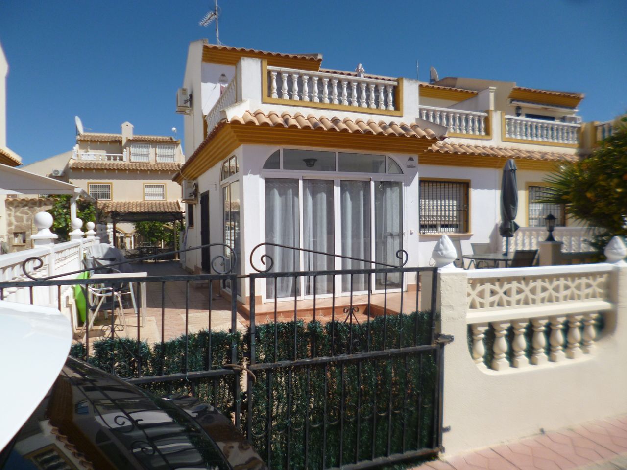 Dom z 3 Sypialniami w La Zenia, Orihuela Costa - Image 1