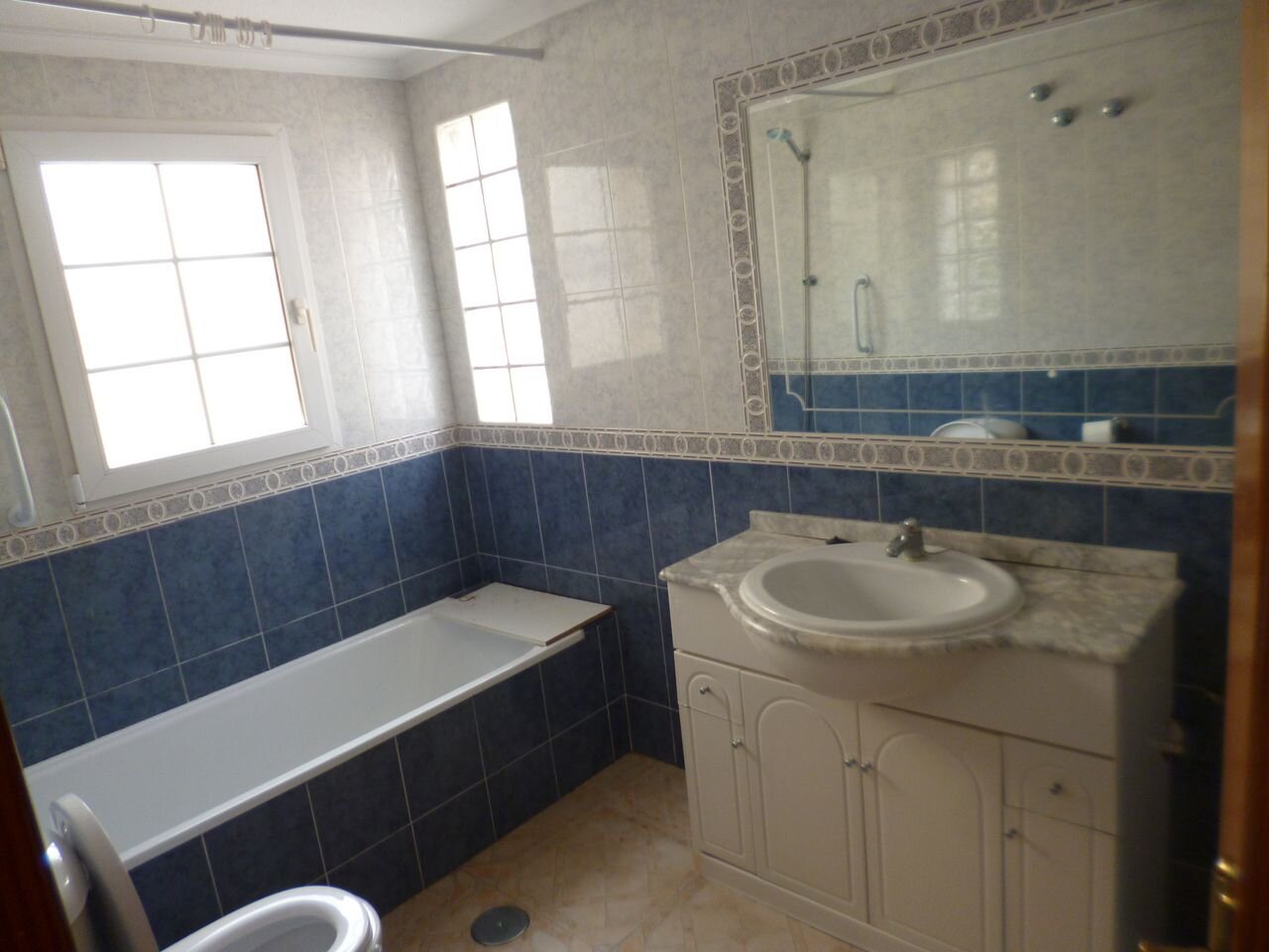 Dom z 3 Sypialniami w La Zenia, Orihuela Costa - Image 37