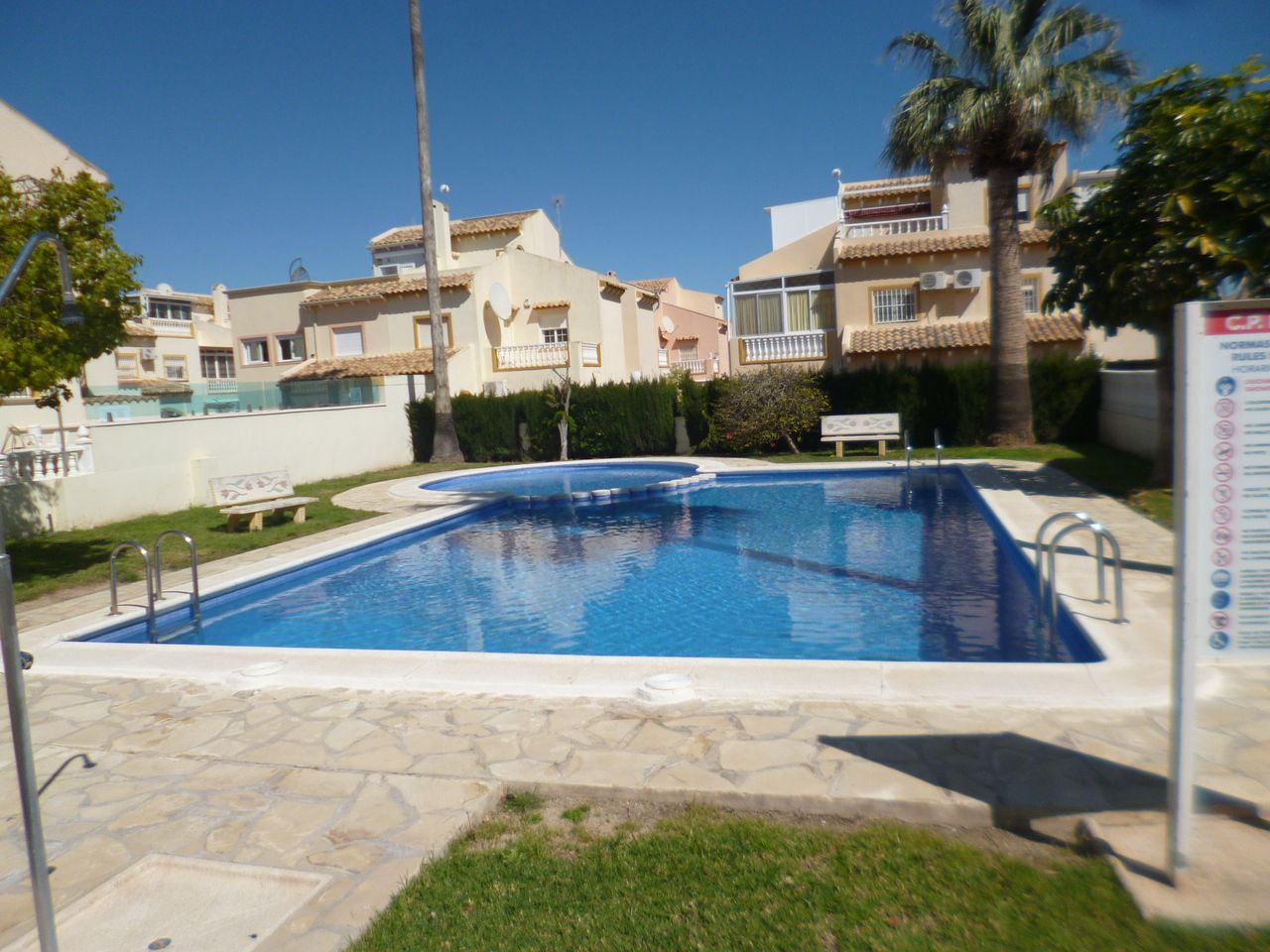 Dom z 3 Sypialniami w La Zenia, Orihuela Costa - Image 4