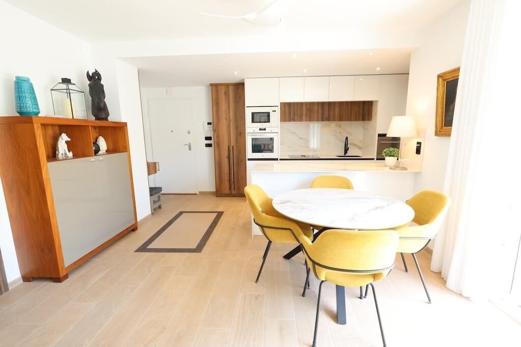 3-Bedroom Penthouse in Comunidad Valenciana, Algorfa - Image 6