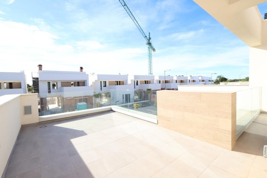 3-Bedroom Villa in Dolores de Pacheco-Santa Rosalía, Los Alcázares - Image 15