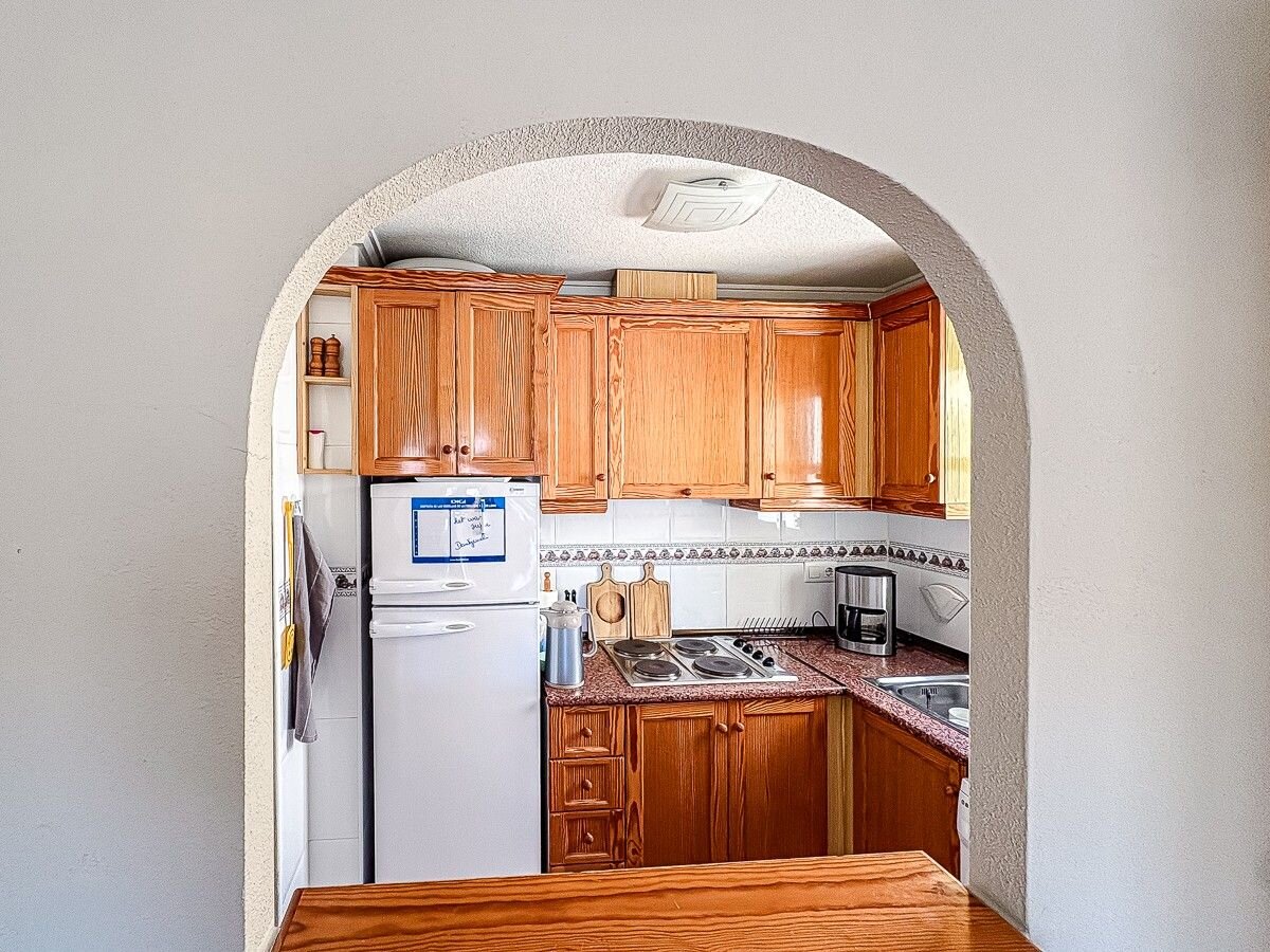 2-Bedroom Apartment in Centro, Torrevieja - Image 11