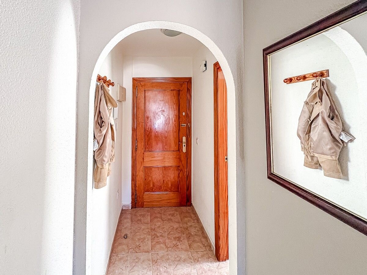 2-Bedroom Apartment in Centro, Torrevieja - Image 12