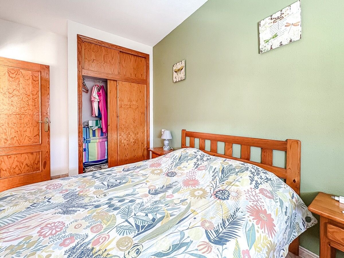 2-Bedroom Apartment in Centro, Torrevieja - Image 14